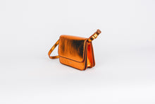 Load image into Gallery viewer, THE EMMANUELLE HANDBAG - Orange
